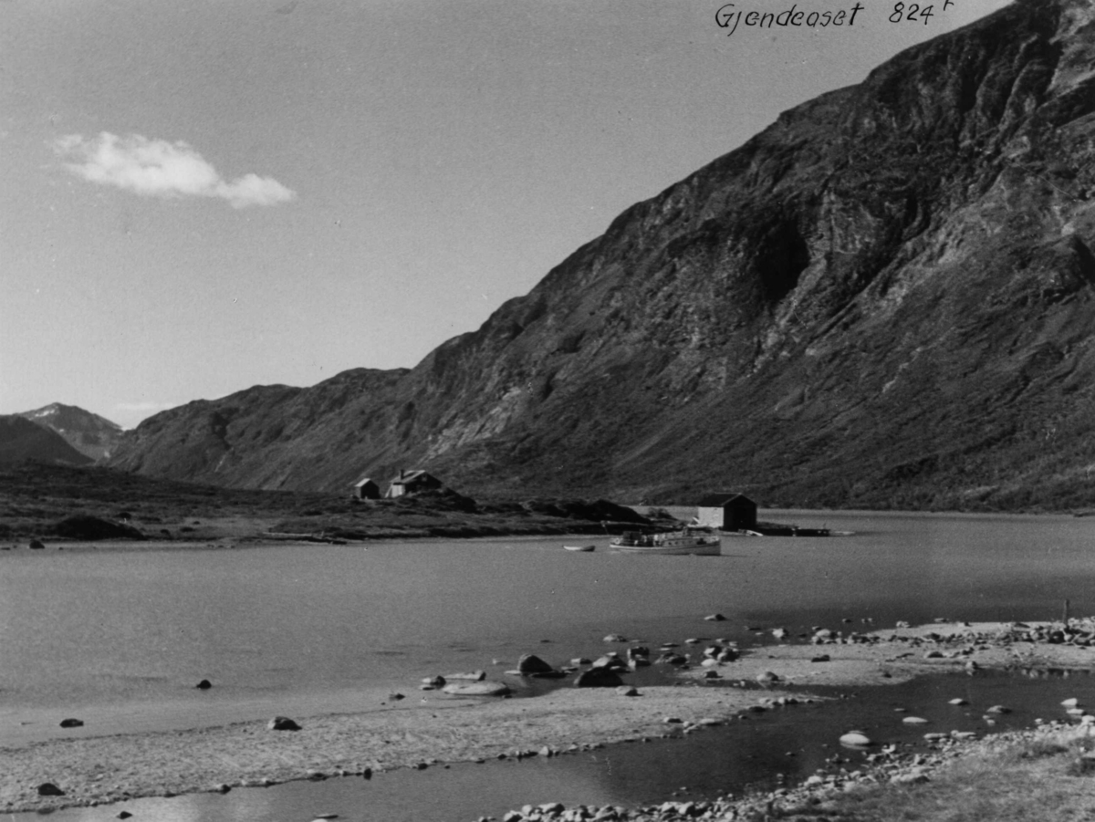 Anders Beer Wilse, Jotunheimen, Ved Gjendesheim, Bebyggelse, Landskap, Samferdsel, Båt