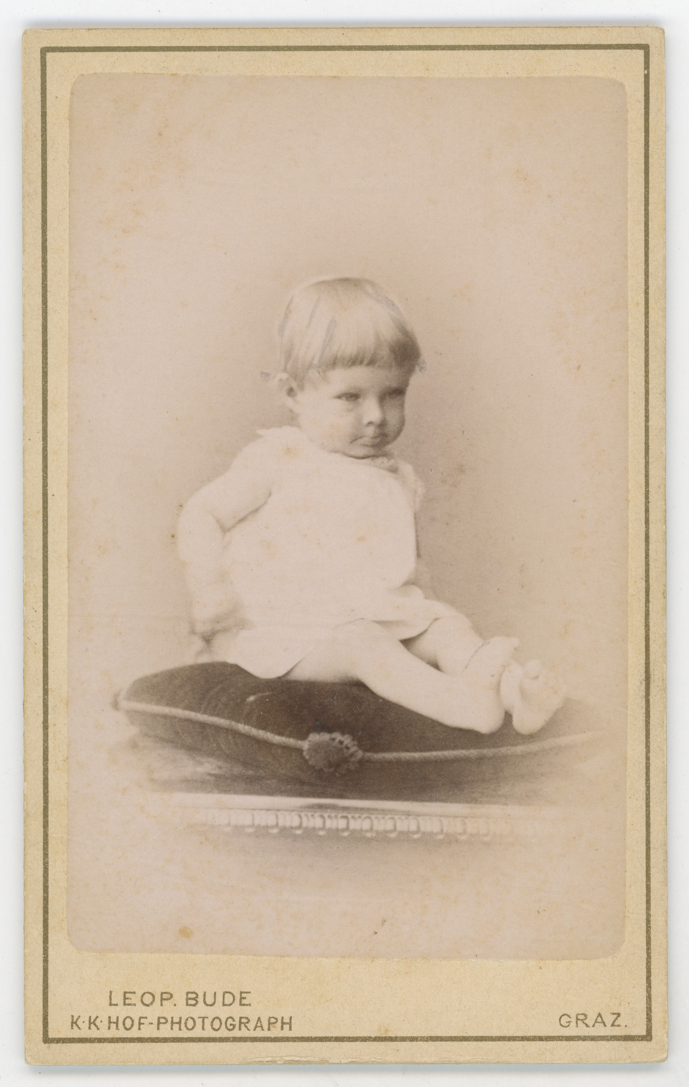Leopold (1840––1907) Bude, Jednogodišnja Emma