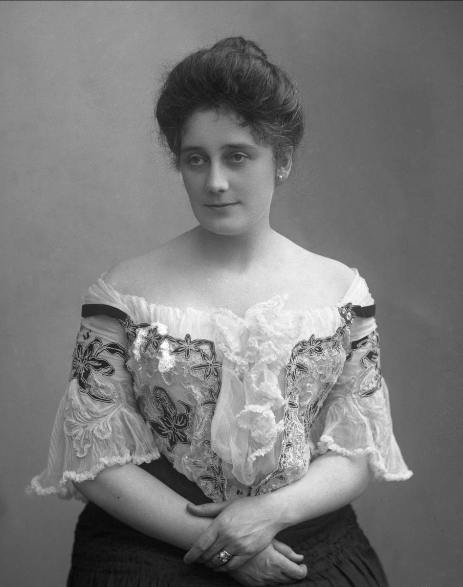Gustav Borgen, Portrett av Barbra Knagenhjelm, født Ihlen.
