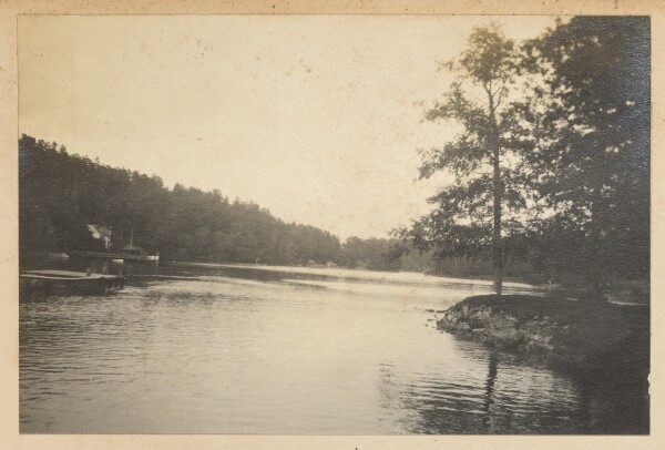 Unknown, [View of lake]