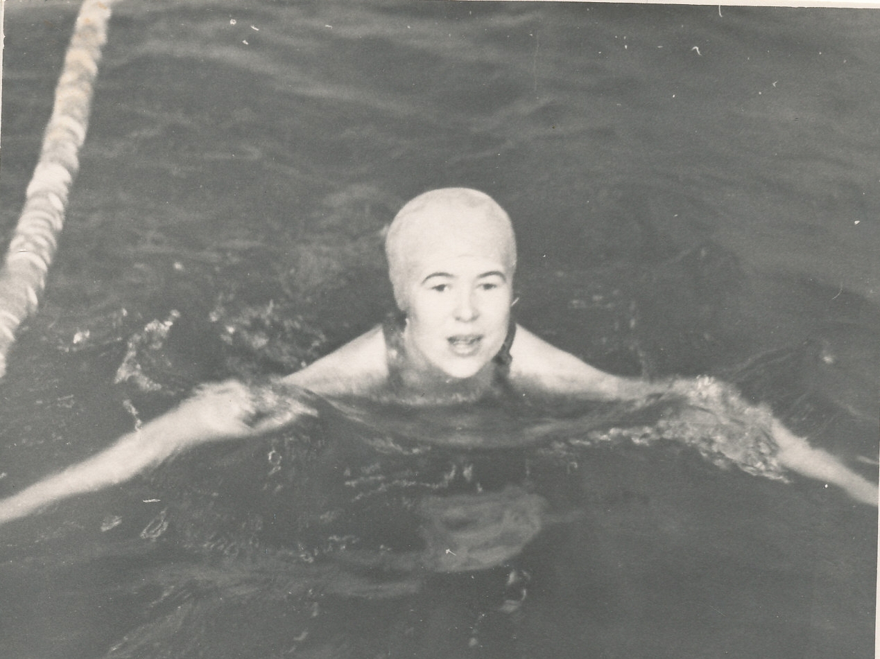 Aldo (copier) Bones, Swimmer in Saima Leh (Freiberg)