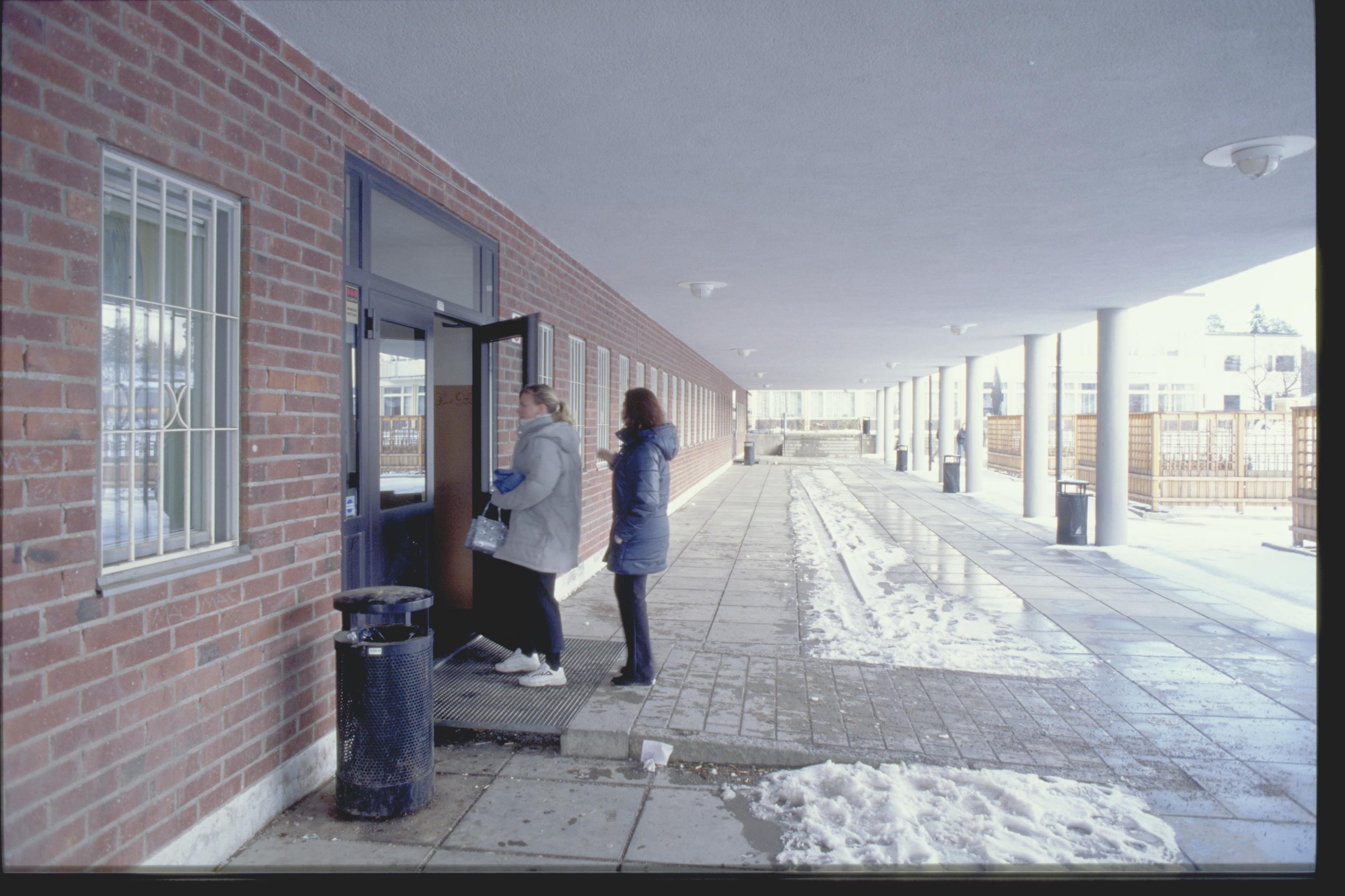 Bengt A Lundberg, Kärrtorps gymnasium