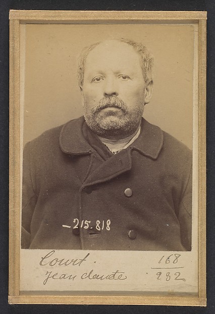 Alphonse Bertillon, Court. Jean-Claude. 58 ans, né à Cherissey-le-M. (Haute-Savoie). Marchand de pains d'épices. Anarchiste. 17/3/94