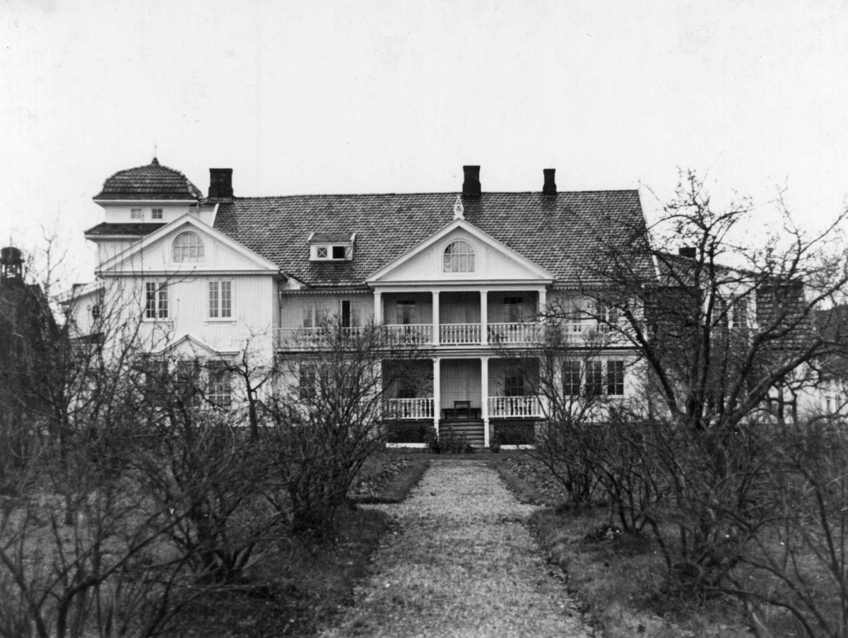 Anders Beer Wilse, Nes Herregård