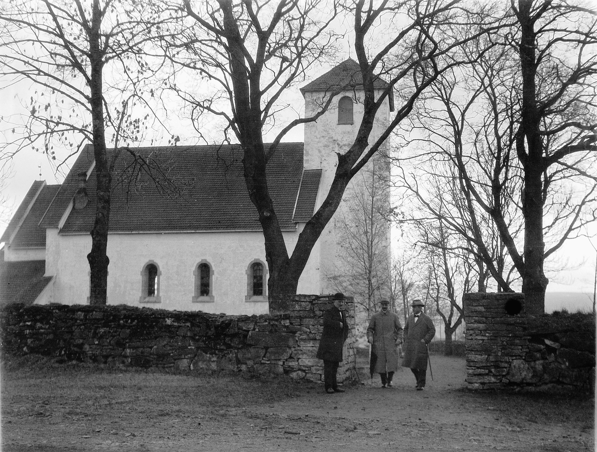 Ragnvald Andersen, Hoff kirke, Østre Toten.