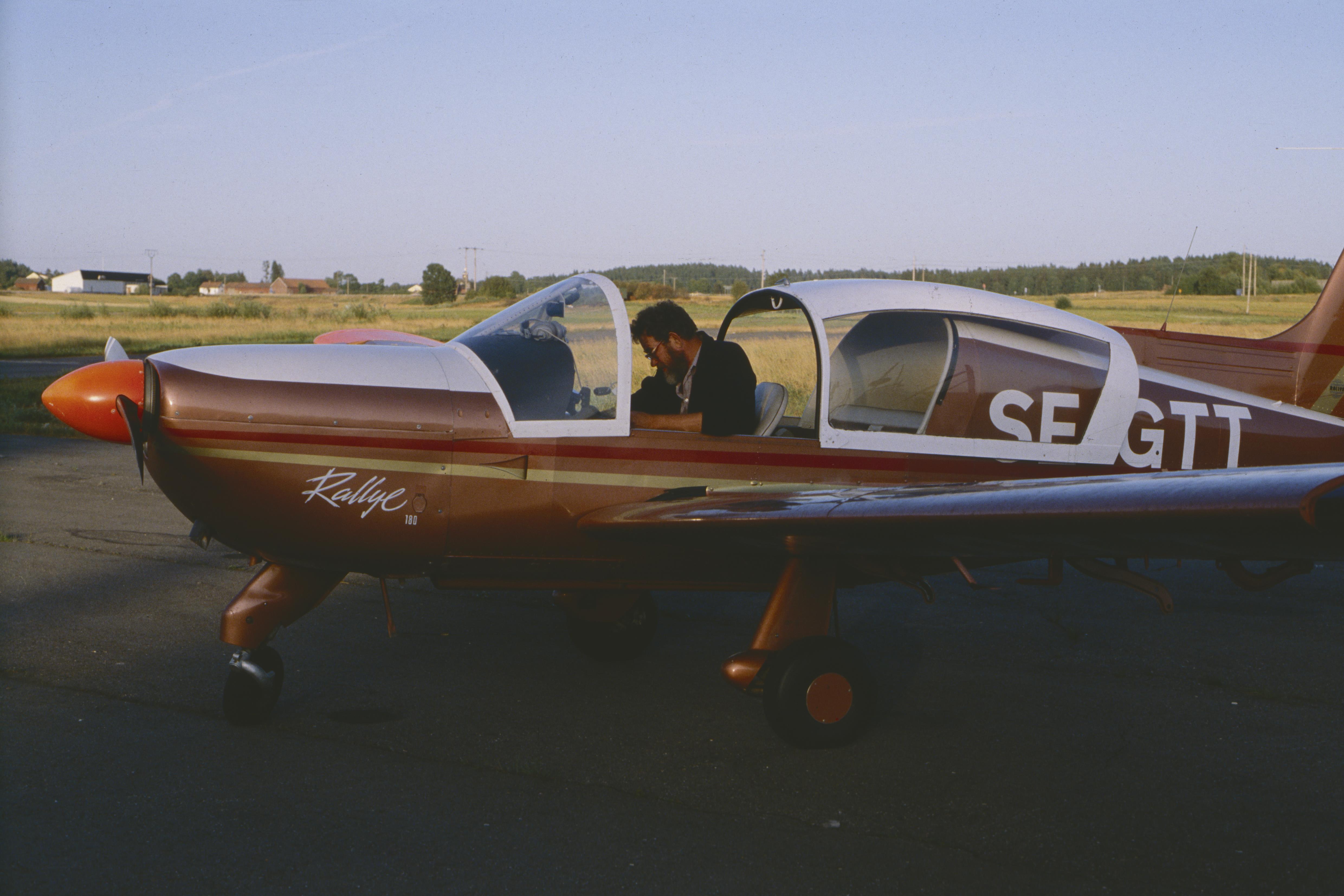 Jan Norrman, Vårgårda flygfält