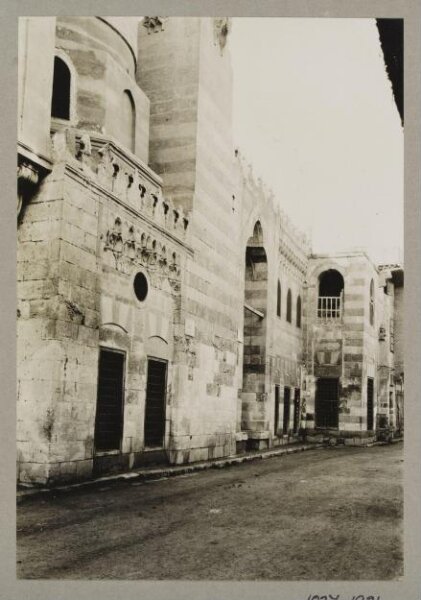 K.A.C. Creswell, Façade of the mosque of Mamluk Amir Timraz al-Ahmadi, Cairo