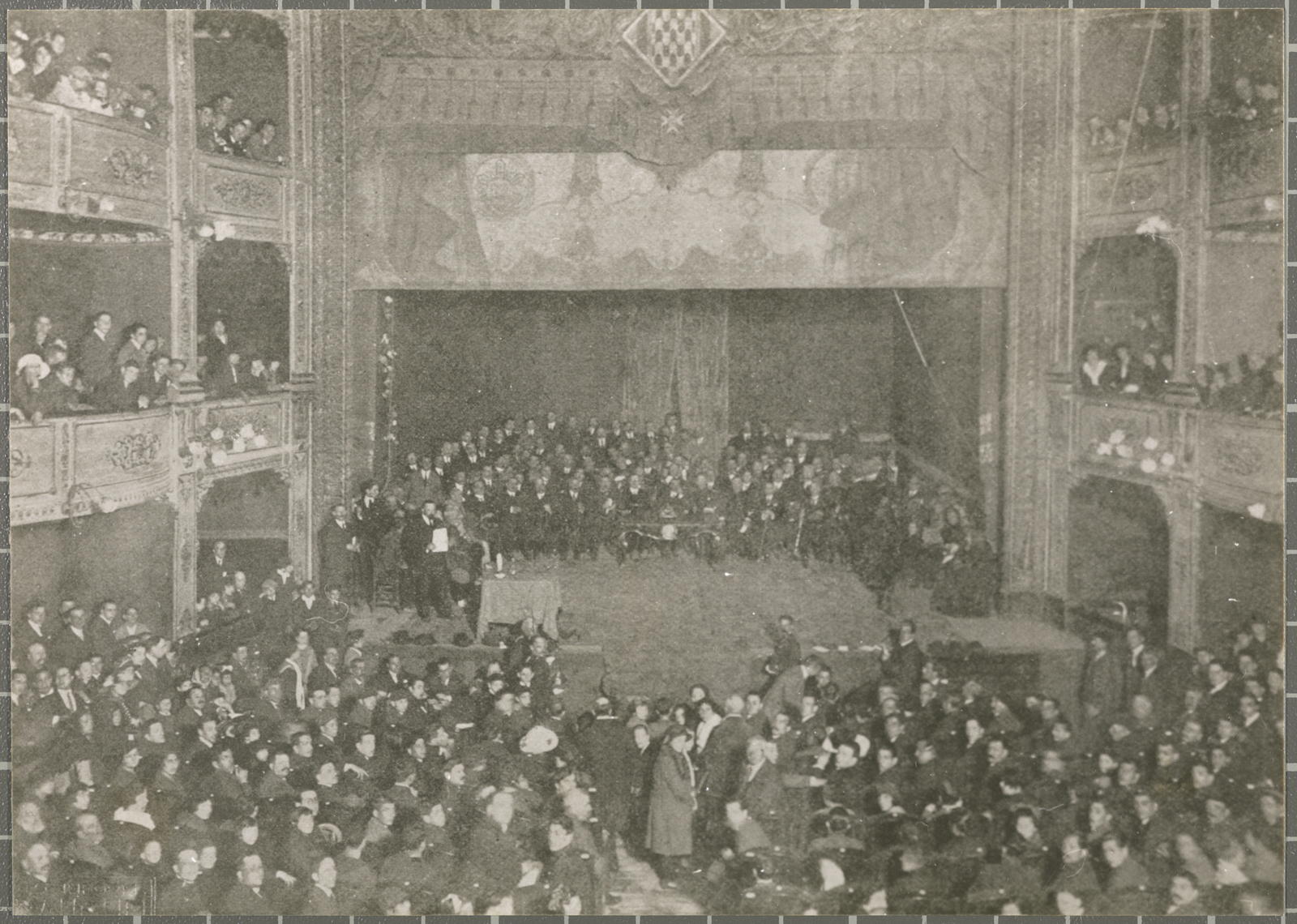 Desconegut, [Teatre Municipal de Girona]
