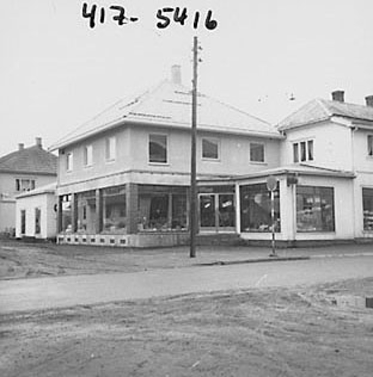 Anno Domkirkeodden, EKSTERIØR: FINSTAD, BJARNE GÅRD, STORGATA. , STANGEBYEN