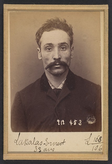Alphonse Bertillon, Lassalas. Ernest, Auguste. 33 ans, né à Paris IVe. Ébéniste. Anarchiste. 2/1/94