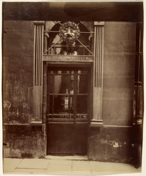 Eugène Atget, Enseigne Rue Notre-Dame de Bonne Nouvelle
