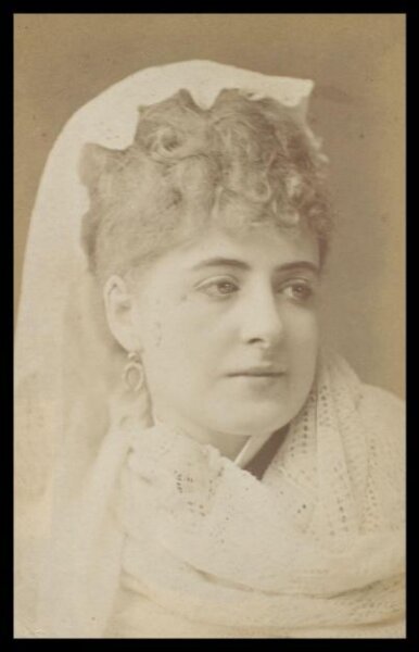 London Stereoscopic and Photographic Company, Guy Little Theatrical Photograph