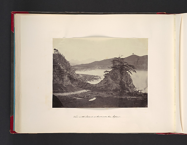 John Thomson, View in the Island [?], or Suwada Sea, Japan