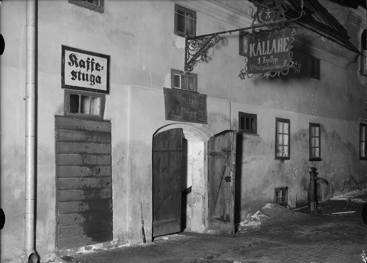 Paul Sandberg, Gillbergska basement in the Gillbergska house, Holmen district