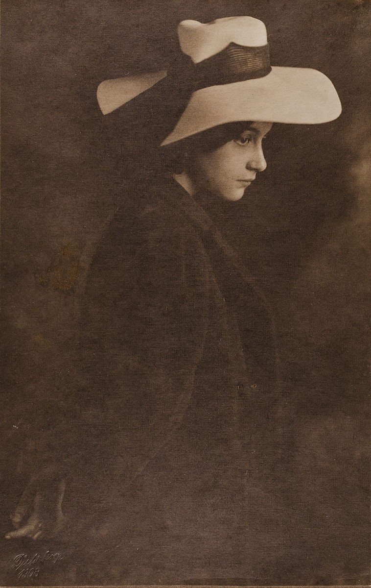 Minya Diez-Dührkoop, Gertrud Falke