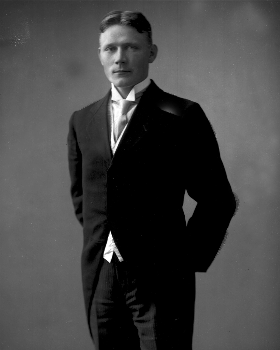 Gustav Borgen, NFB.21142
