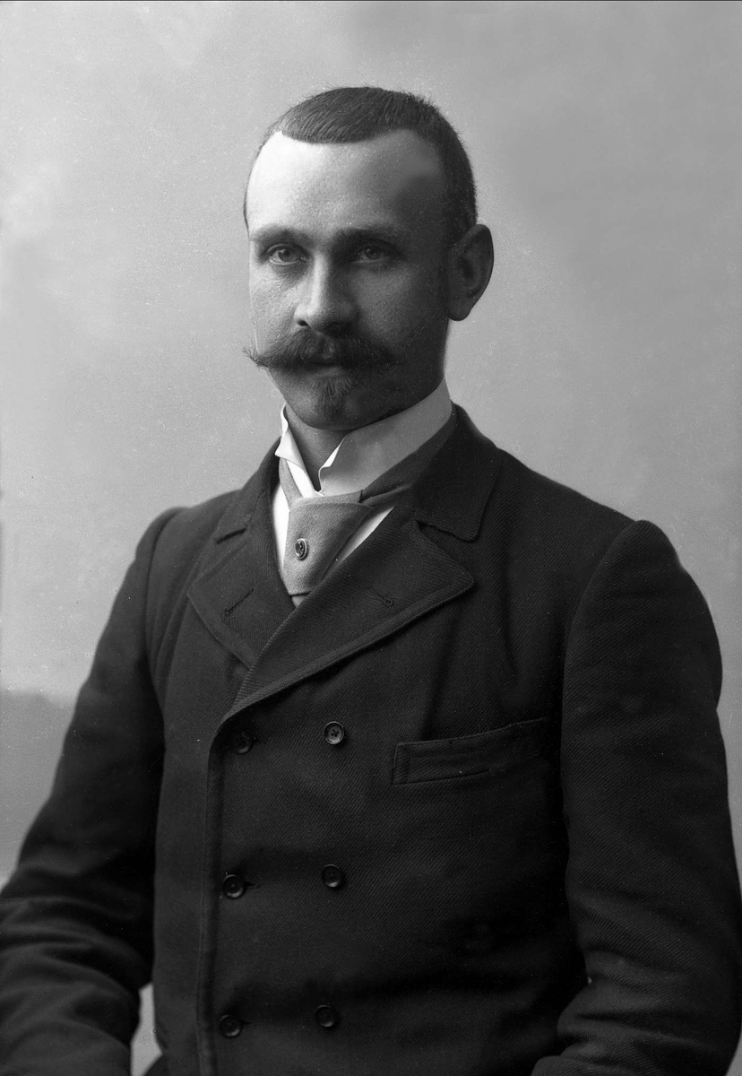 Gustav Borgen, NFB.41960