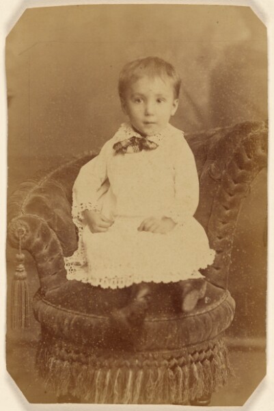 Unknown, [Portrait of a young child, seated].