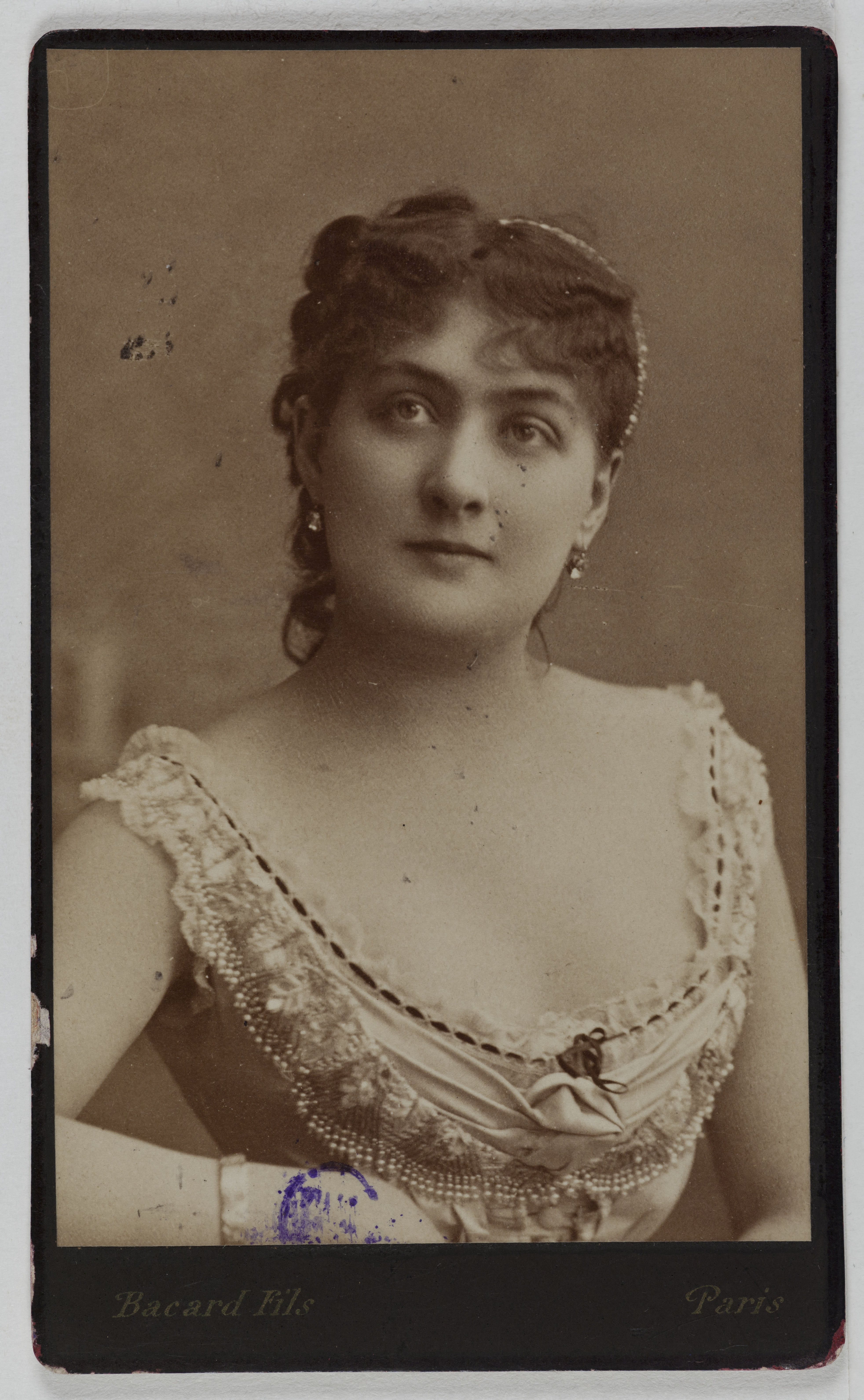 Bacard Fils, Portrait de Lesage, (actrice)