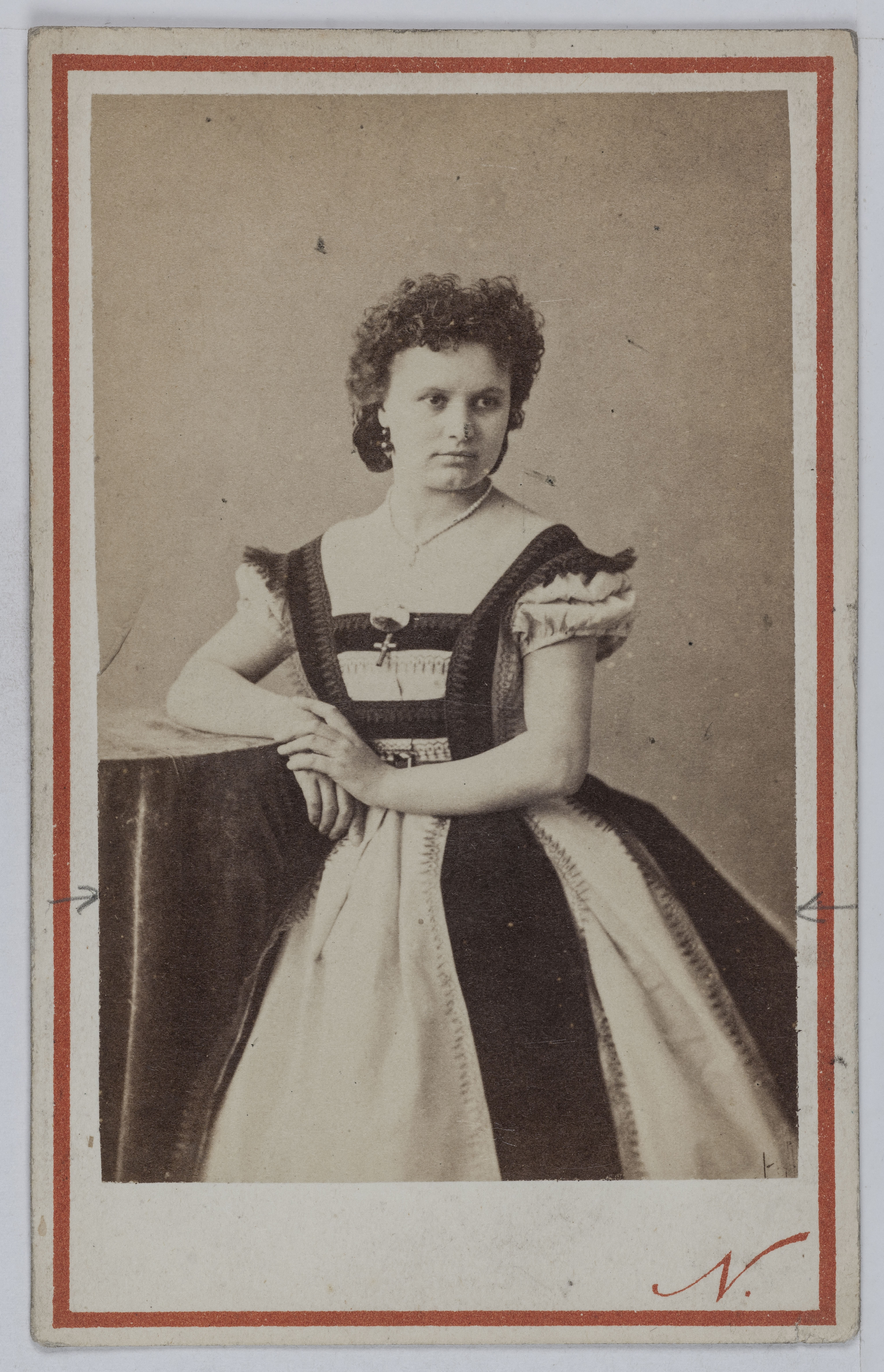 Atelier Nadar, Portrait de Risette, danseuse ?