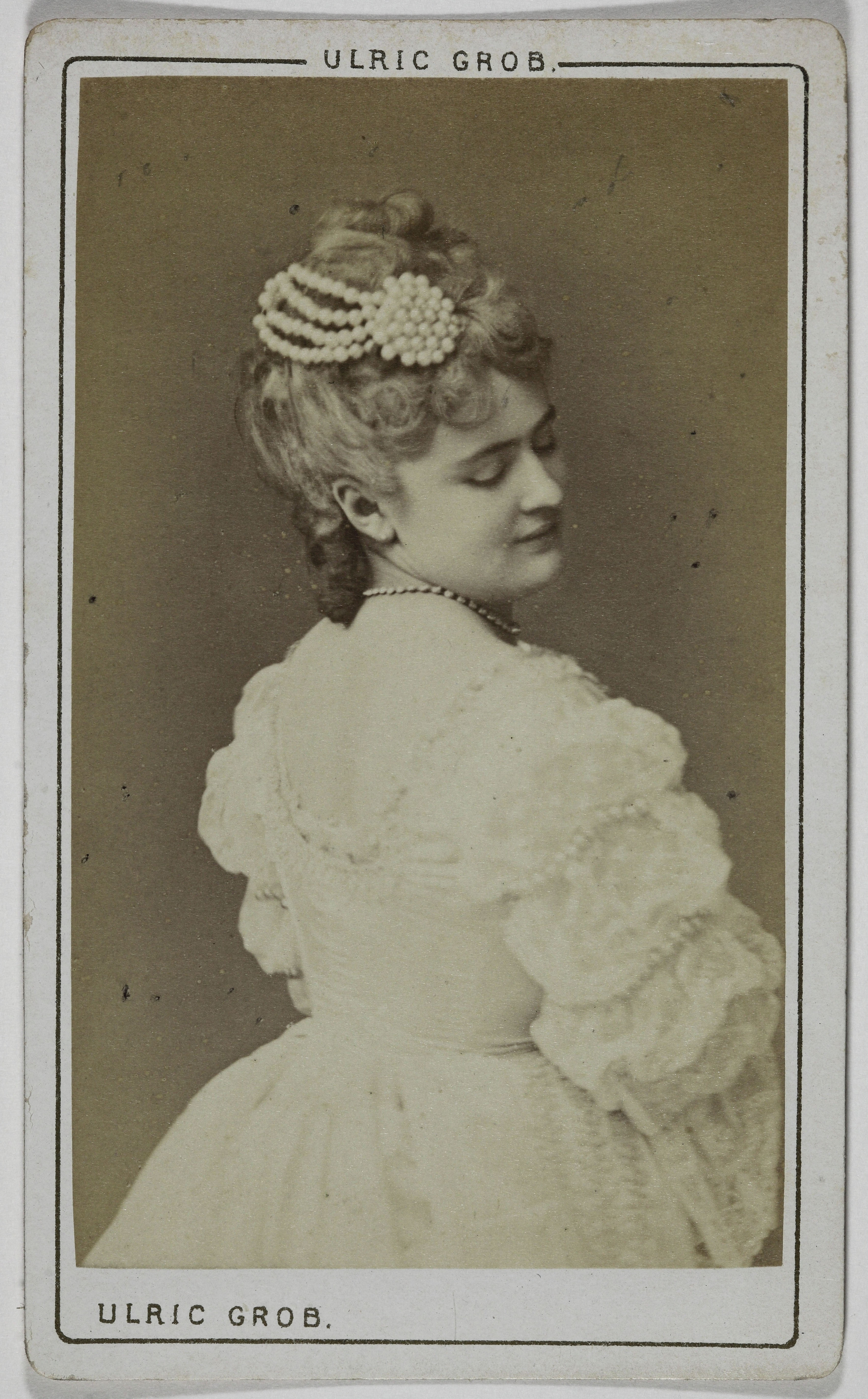 Ulric Grob, Portrait d'Angèle, (actrice)