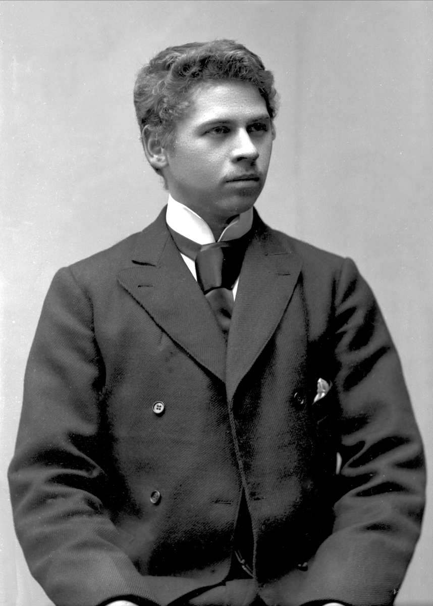 Gustav Borgen, NFB.34247