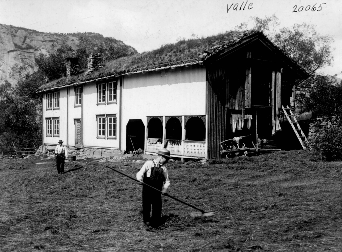 Anders Beer Wilse, Bebyggelse, Kristofer Viken.