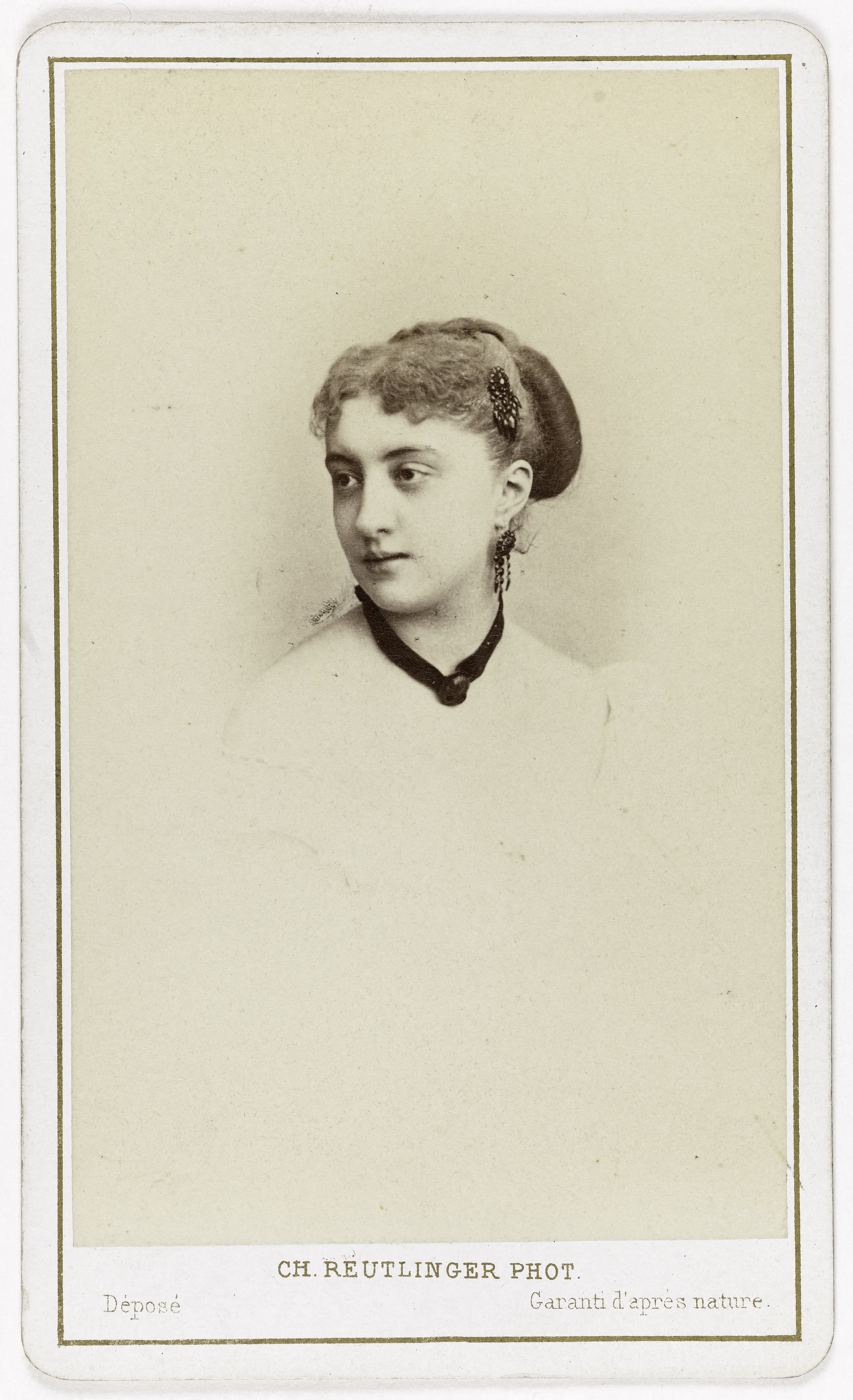 Charles Reutlinger, Portrait de Léontine Massin (1847-1901), actrice de théâtre entre 1863 et 1883.