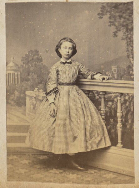 Unknown, [Portrait of a girl]