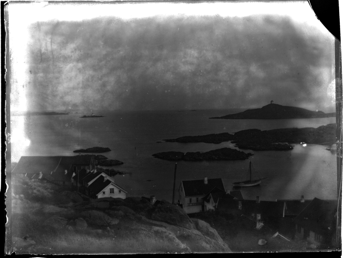 Rolf Sr. Sundt, Utsikt mot Loshavn fra Støa. Fotografert 1900.