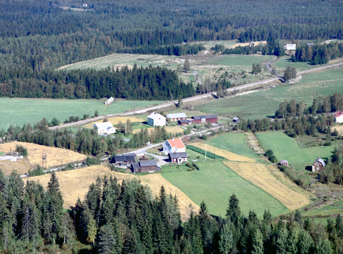 Widerøes Flyveselskap A/S, FLYFOTO VIVELSTADENGEN
