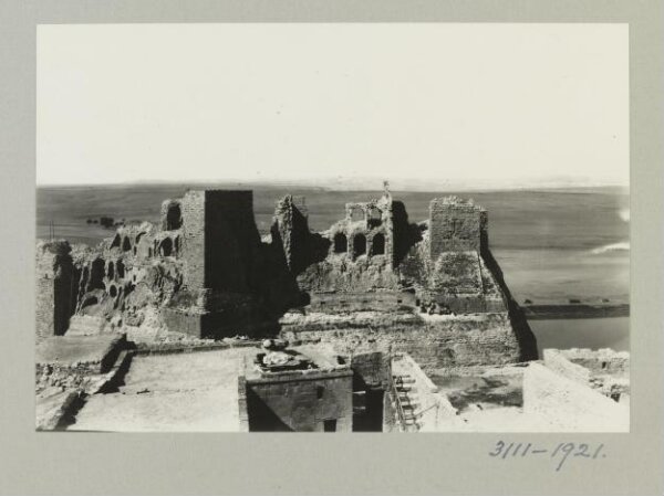 K.A.C. Creswell, The Citadel in Birecik, Turkey