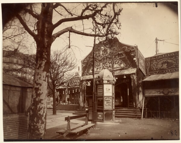 Eugène Atget, Fête Vaugirard (Street Fair and Kiosk)