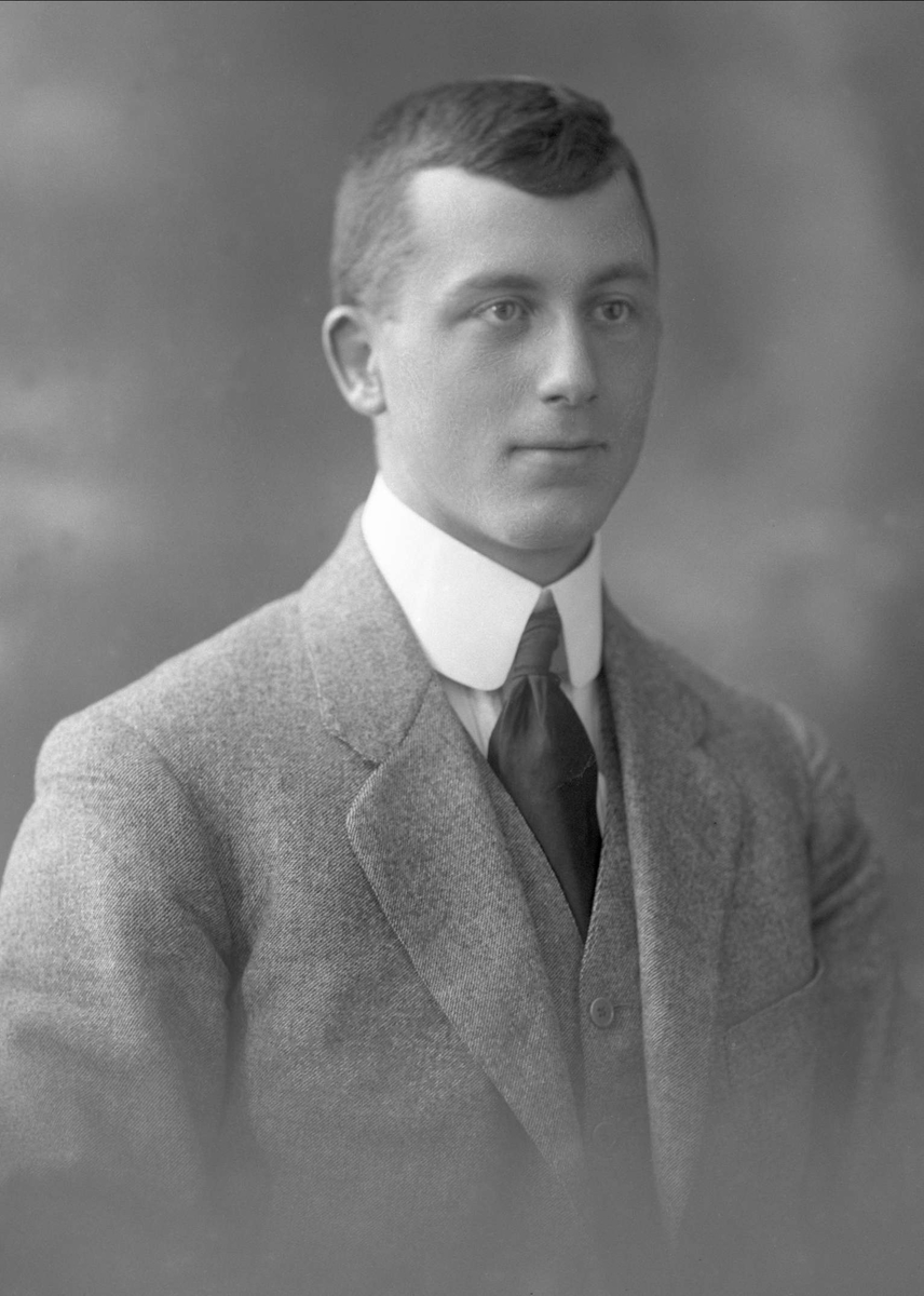 Gustav Borgen, NFB.51085