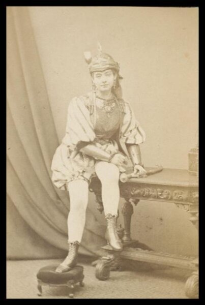London Stereoscopic and Photographic Company, Guy Little Theatrical Photograph