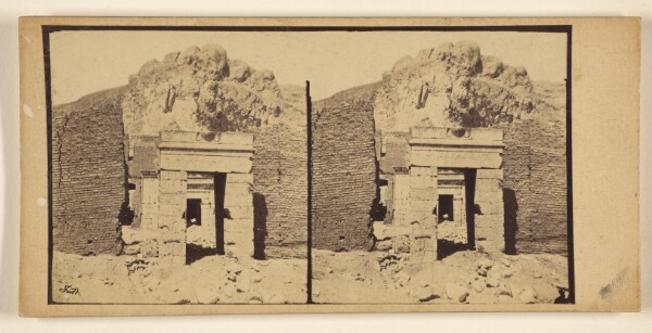 Francis Frith, [Unidentified ruins with archway, possibly in Egypt]
