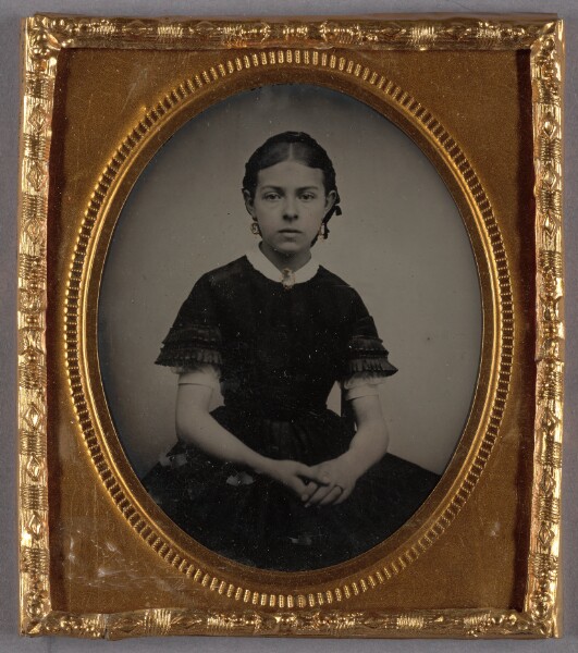 Unknown, [Portrait of a Seated Woman Wearing Brooch]