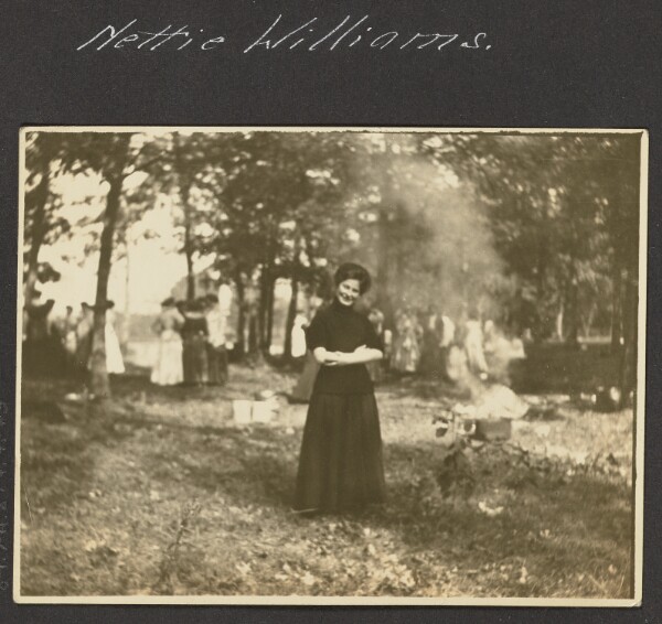 Unknown, [Nettie Williams]