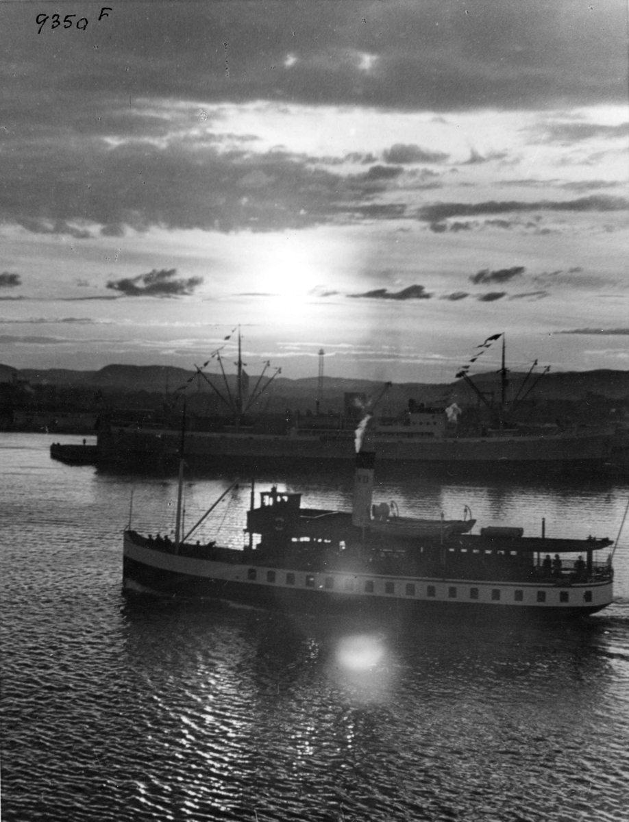 Anders Beer Wilse, Ferjer