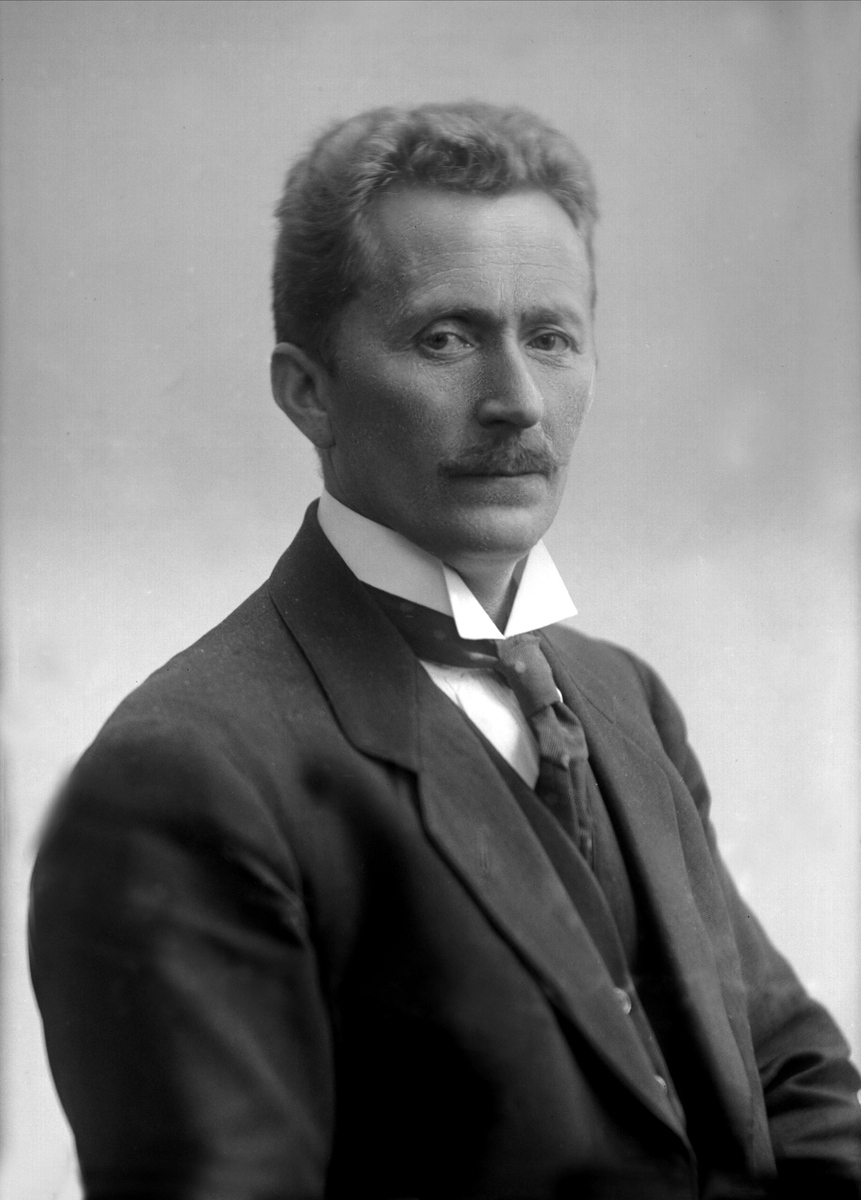 Gustav Borgen, NFB.00924