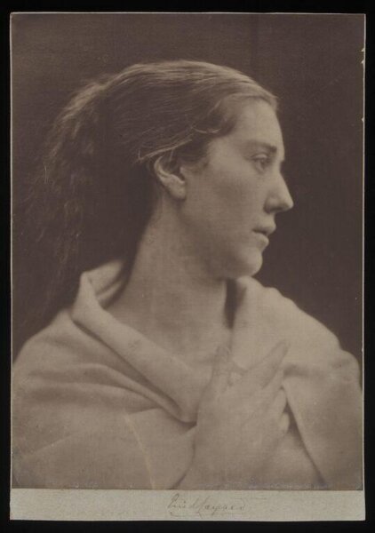 Julia Margaret Cameron, Enid Layard