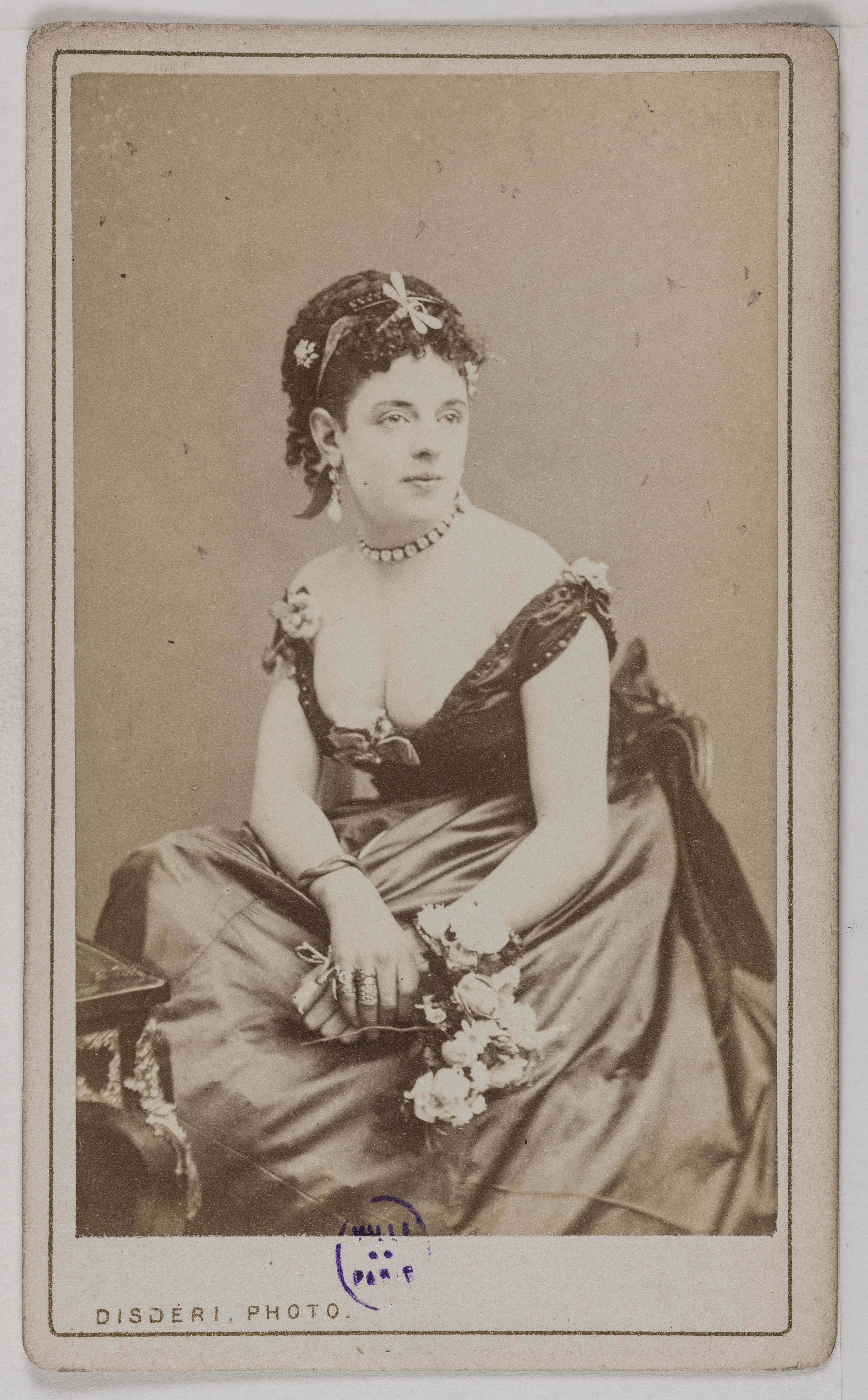 André-Adolphe-Eugène Disdéri, Portrait de Malo, (actrice)