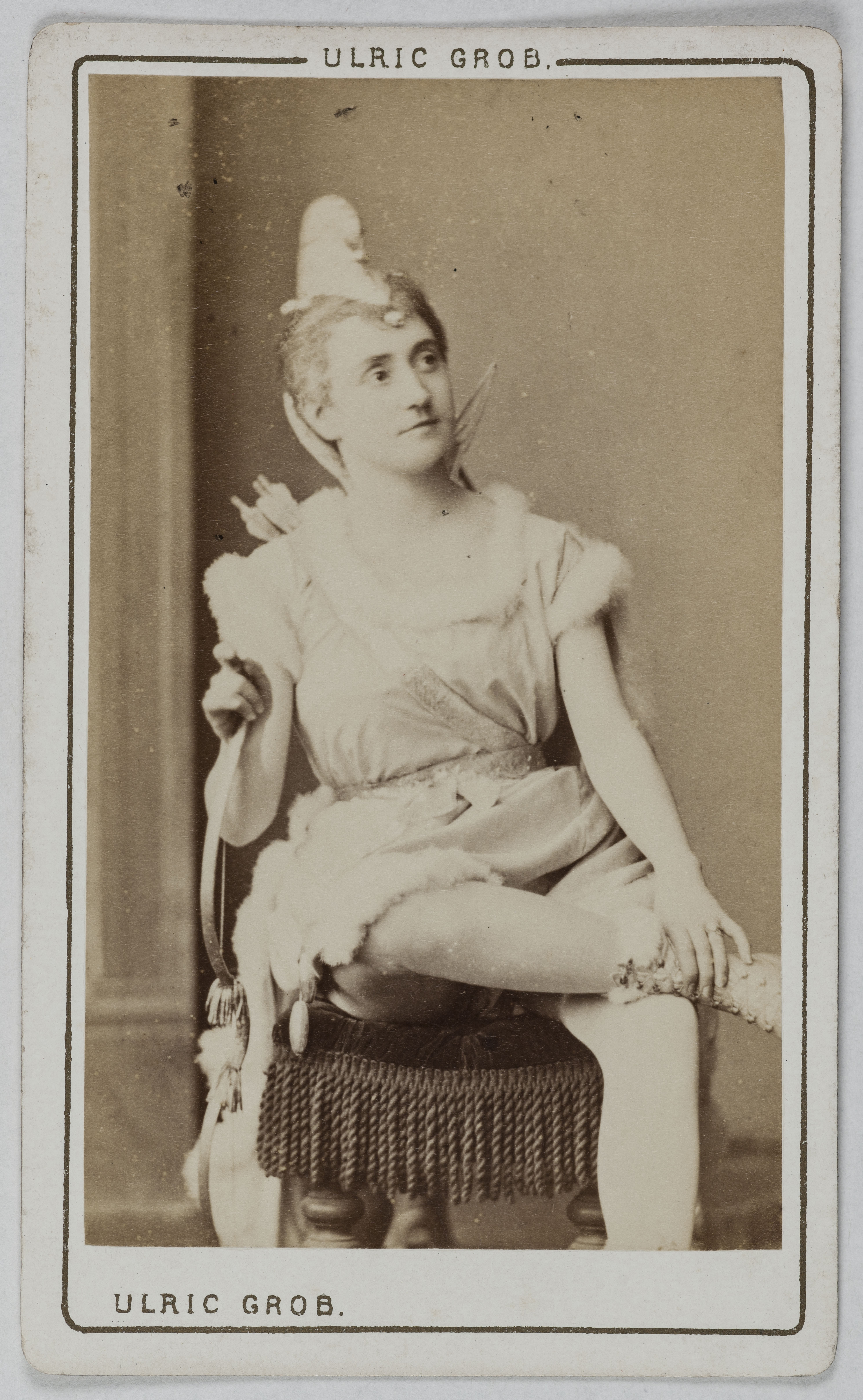 Ulric Grob, Portrait de Ferrare Denise, (épouse de Monsieur Matz), (actrice)
