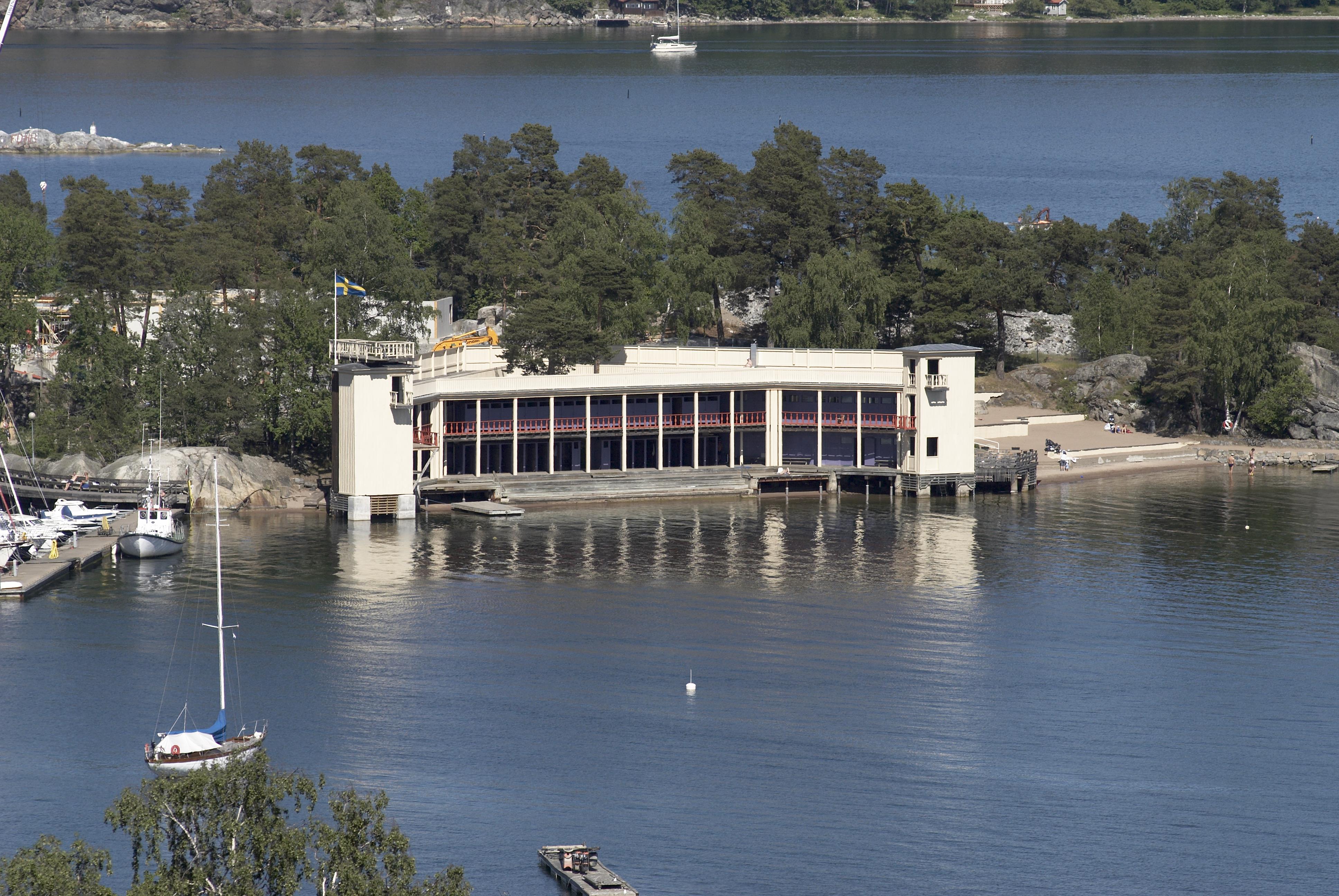 Bengt A Lundberg, Kallbadhuset i Saltsjöbaden