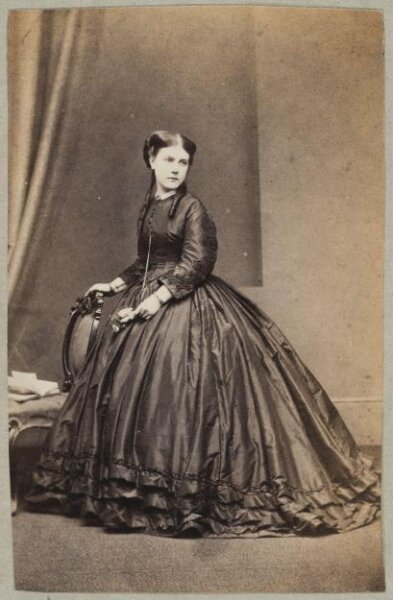 Unknown, Carte-de-visite photographs (480). Four photographs  are dry-mounted to each sheet (120).