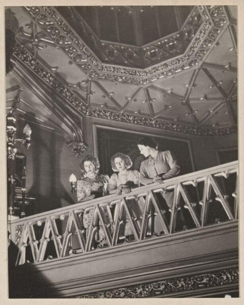 Beaton, Cecil (Sir), Photograph