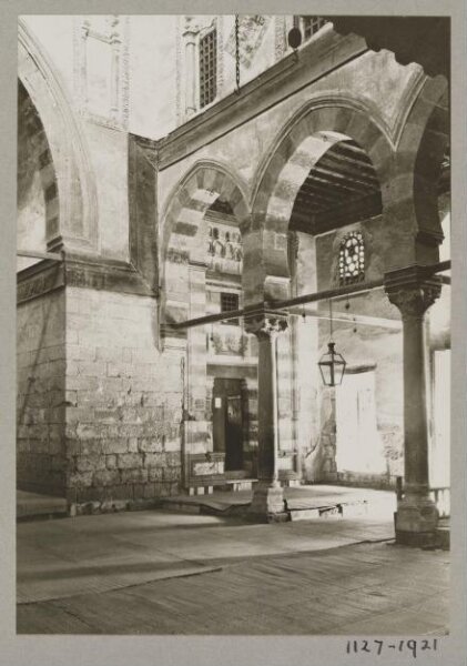 K.A.C. Creswell, Interior looking south west, Funerary mosque of Mamluk Amir Aslam al-Silihdar, Cairo