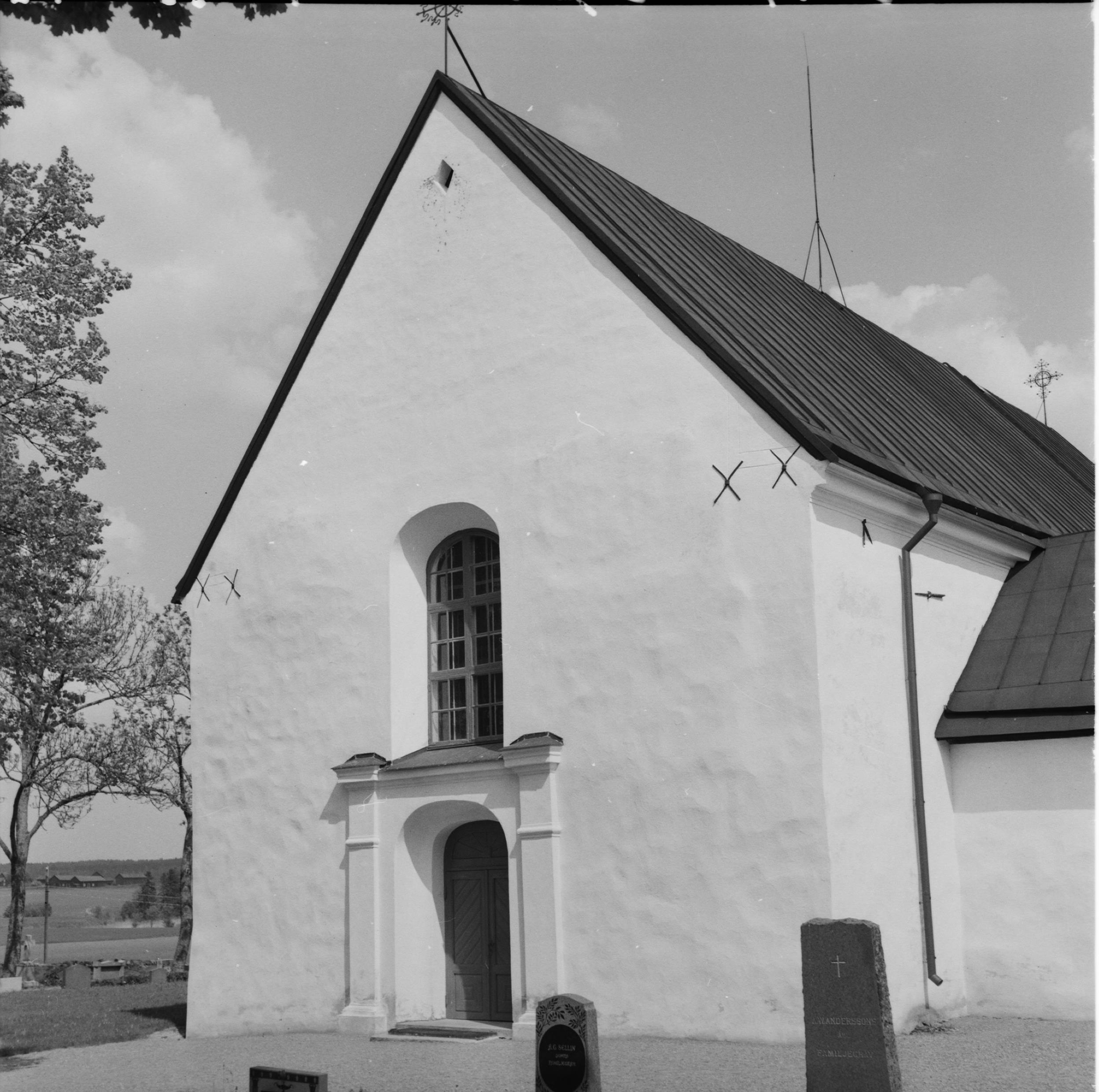 Åke Nisbeth, Österunda kyrka