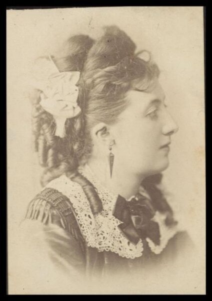 London Stereoscopic and Photographic Company, Guy Little Theatrical Photograph