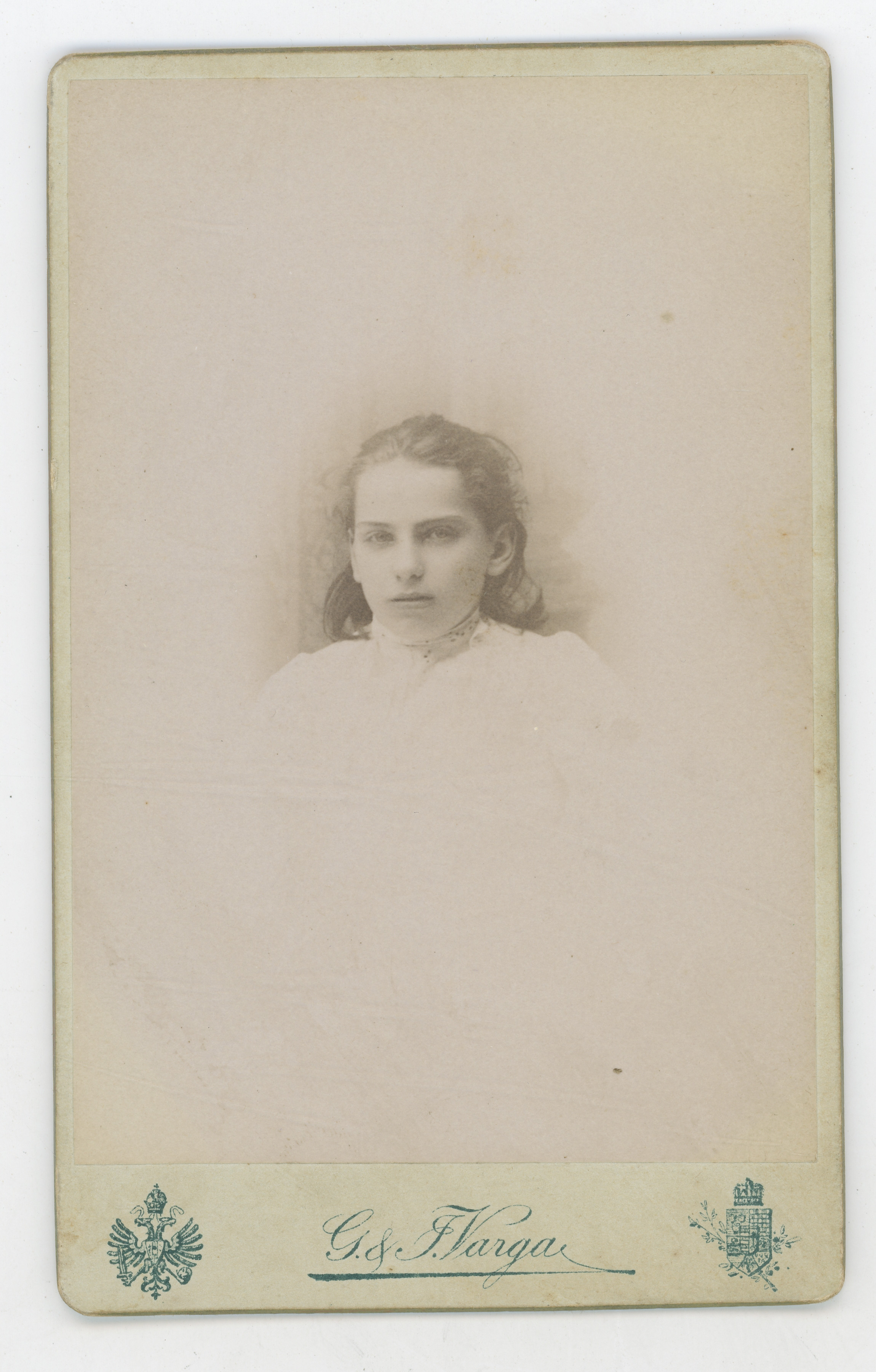 Gjuro i Ivan Varga, Portret Paule